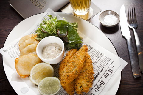 QT Canberra - Lightning Ridge Tourism 37