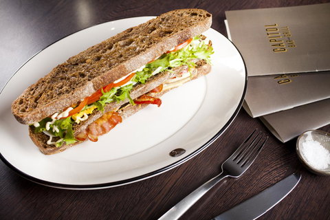 QT Canberra - Lightning Ridge Tourism 35