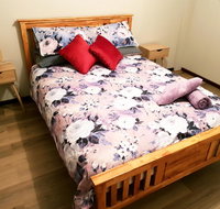 Bonsai BB Stay - Lightning Ridge Tourism