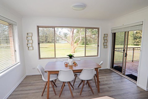Boomerang - Lightning Ridge Tourism 3