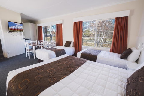 Boulevard Motel - Lightning Ridge Tourism 0