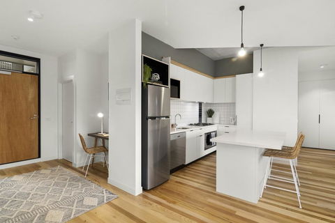 Boutique Stays - Highviews - Lightning Ridge Tourism 1