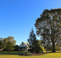 Bracken Ridge Villas - Lightning Ridge Tourism