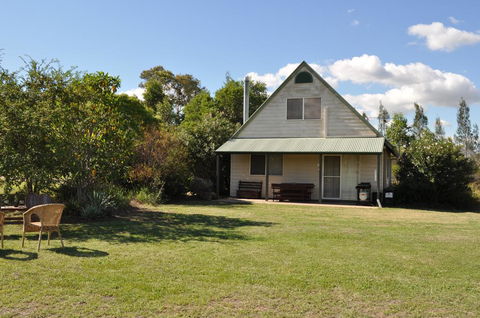 Bracken Ridge Villas - Lightning Ridge Tourism 2