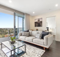 Brand New Apartment With Balcony Gym and Sauna - Lightning Ridge Tourism