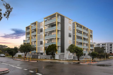 Brand New Family Friendly Apartment For 7 - Lightning Ridge Tourism 1