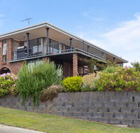 Bridairre Holiday Apartments - Lightning Ridge Tourism