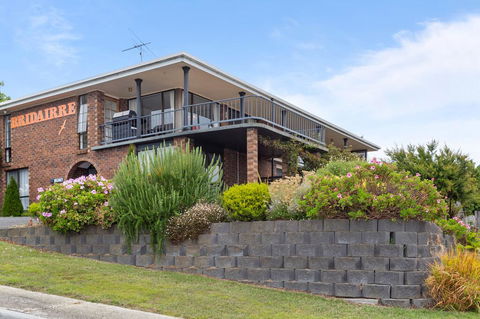Bridairre Holiday Apartments - Lightning Ridge Tourism 0