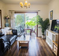 BrightSpacious Home with hotel grade cleanliness. - Lightning Ridge Tourism