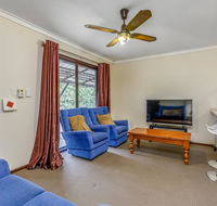 Bright Neat  Convenient House - Lightning Ridge Tourism