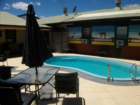 Broken Hill Tourist Lodge - Lightning Ridge Tourism 0