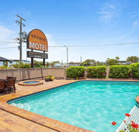 Browns at Broadbeach - Lightning Ridge Tourism