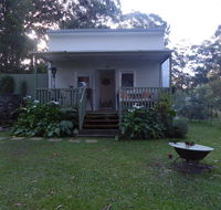 Buddha Cottage Springbrook - Lightning Ridge Tourism