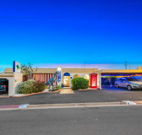 Bundaberg Coral Villa Motor Inn - Lightning Ridge Tourism