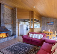 Bundilla 4- Townhouse with Wifi - Lightning Ridge Tourism