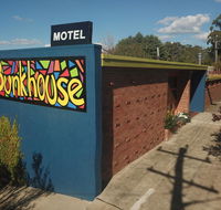Bunkhouse Motel - Lightning Ridge Tourism