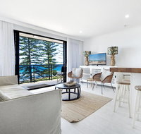 Burleigh By The Sea - Lightning Ridge Tourism