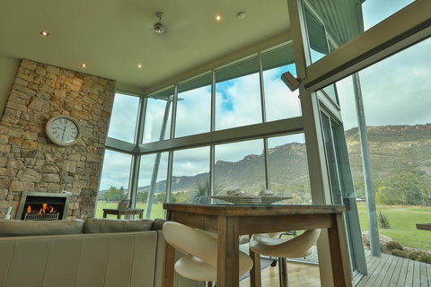 Bushland - Lightning Ridge Tourism 0