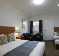 Cadman Motor Inn and Apartments - Lightning Ridge Tourism