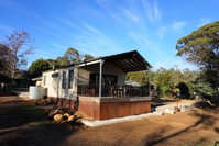 Book Stoneville Accommodation Vacations Lightning Ridge Tourism Lightning Ridge Tourism