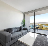 Canberra Luxury Apartment 5 - Lightning Ridge Tourism