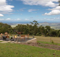 Captain's Lookout - elevated ocean views rural stay - Lightning Ridge Tourism