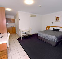 Carriers Arms Hotel Motel - Lightning Ridge Tourism
