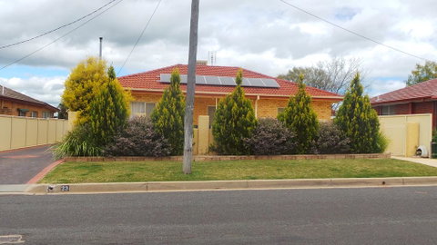 Casa Bella - Lightning Ridge Tourism 0