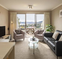 Cascades 18/3 Kurrajong Street - Lightning Ridge Tourism