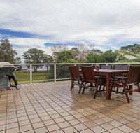 Castaways' 36 Cromarty Road - Beachfront house - Lightning Ridge Tourism