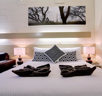 Castle Creek Motel - Lightning Ridge Tourism