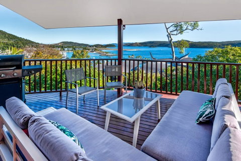 Casuarina 18 Ocean View House Central Location BBQ Golf Buggy - Lightning Ridge Tourism 0