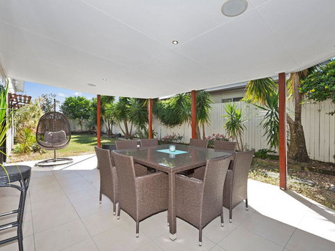 Casuarina Escape - Lightning Ridge Tourism 3