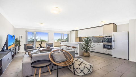 Central Park Suites - Lightning Ridge Tourism 3