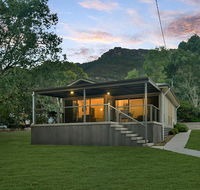 Central Views Halls Gap - Lightning Ridge Tourism