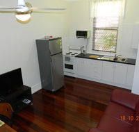 Champion Bay Apartments - Lightning Ridge Tourism