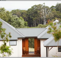 Chandeliers on Abbey - Lightning Ridge Tourism