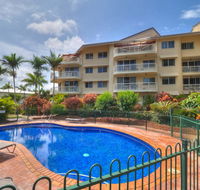 Charlton Apartments on the Esplanade - Lightning Ridge Tourism