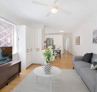 Charming parkside apartment in quiet area - Lightning Ridge Tourism