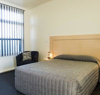 Cherry Blossom Motor Inn - Lightning Ridge Tourism