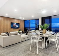 Circle On Cavill Subpenthouse - Lightning Ridge Tourism