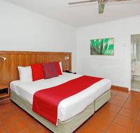 City centre accommodation - Lightning Ridge Tourism