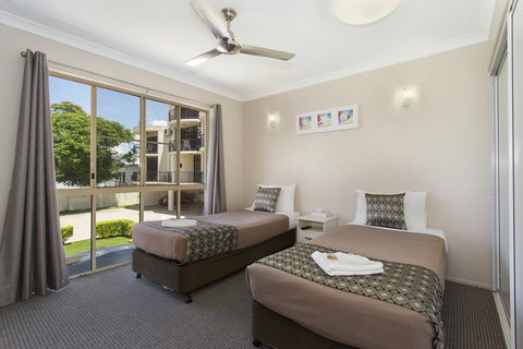 Cityville Luxury Apartments And Motel - Lightning Ridge Tourism 1