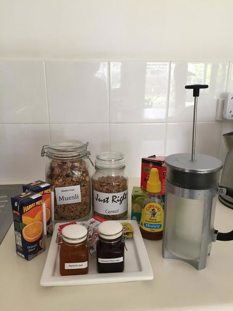 Clarevale Cottage B&B - Lightning Ridge Tourism 3