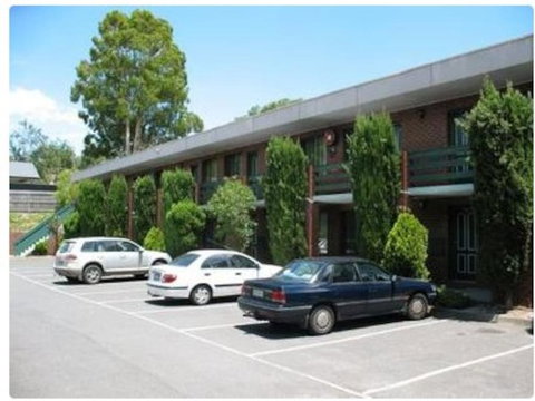 Classic Twin-bed Room 2 In Oakleigh - Lightning Ridge Tourism 1