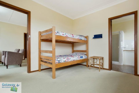 Cliffhanger - Pet Friendly - Lightning Ridge Tourism 3