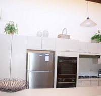 Coastal Retreat Unit 3 - Lightning Ridge Tourism