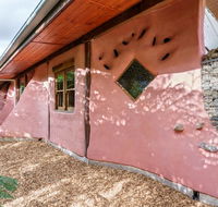 Cobhearthome - Lightning Ridge Tourism