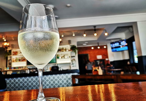 CocoBrew Boutique Apartments - Lightning Ridge Tourism 2