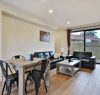 Comfort Inn  Apartments Dandenong - Lightning Ridge Tourism